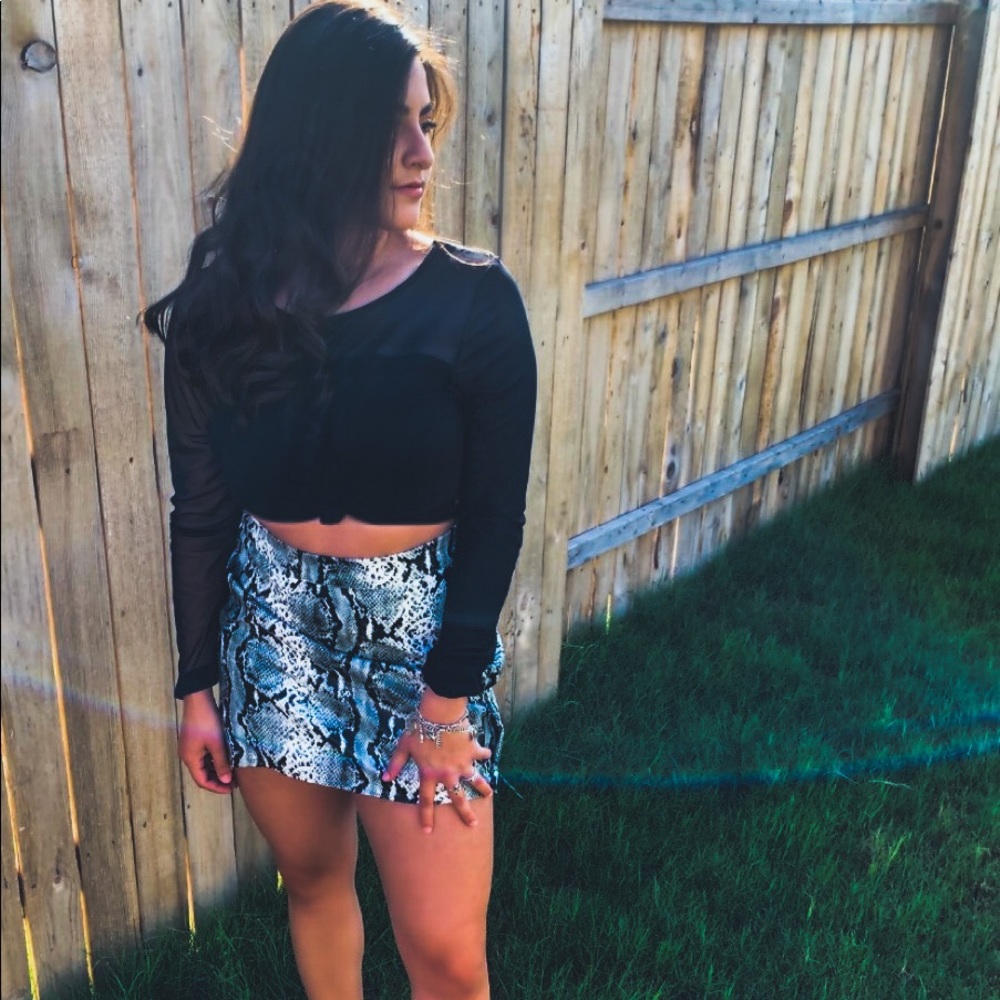 Meet your Posher, Danielle